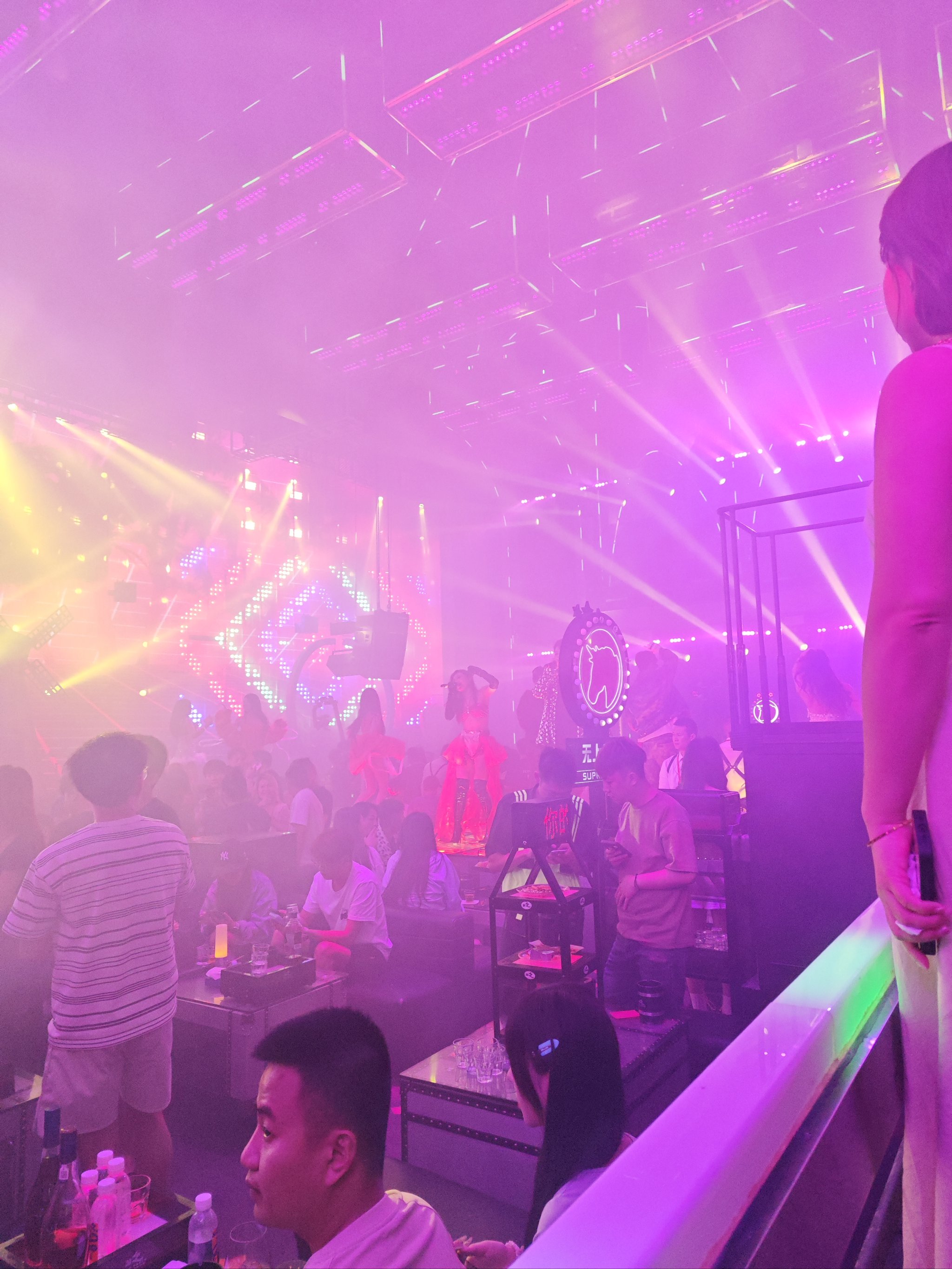 河源商务ktv：每小时价钱多少？-龙川县KTV团购